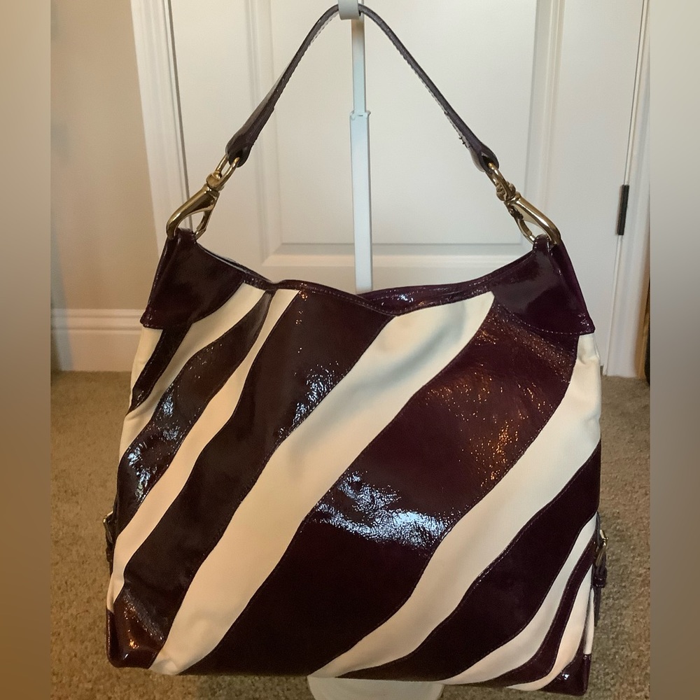 Dooney & Bourke Purple Patent & White Canvas Stripe Shoulder Bag - Picture 2 of 7